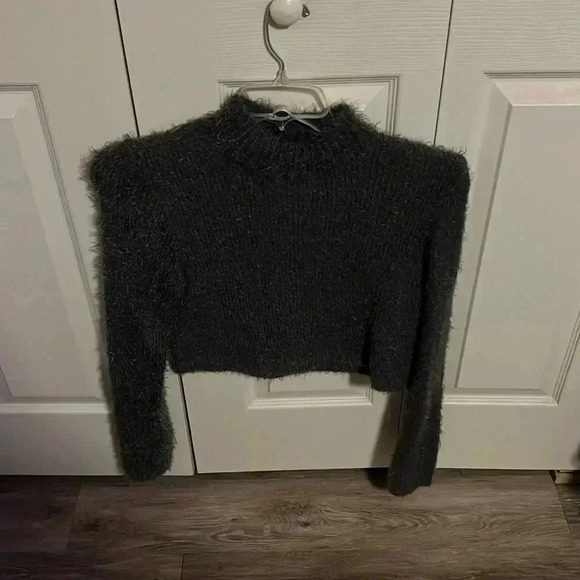 Wild Fable Cropped Sweater - Picture 1 of 4